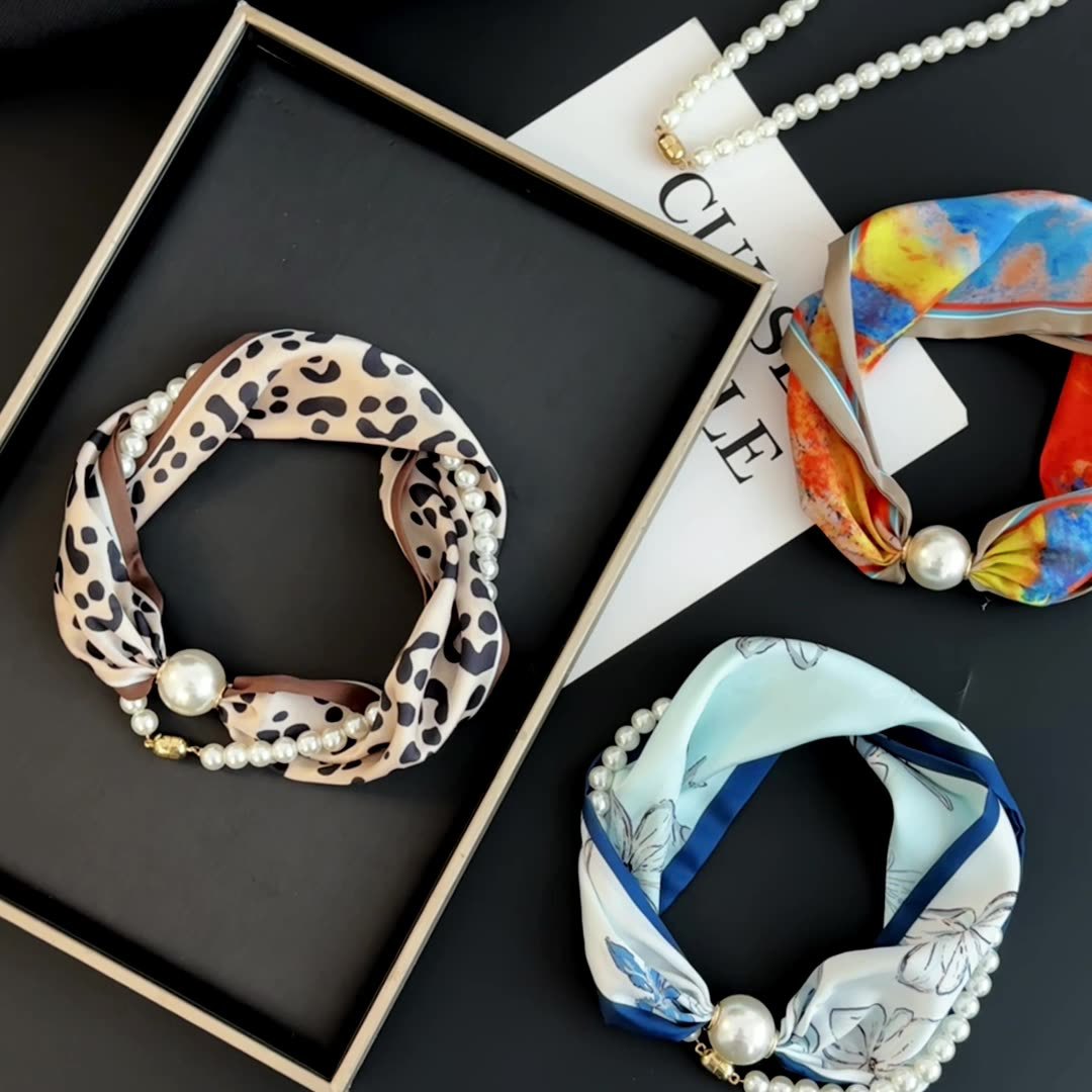 Printed Silk Scarf with Magnet - Face Scarf Mask recension och pris