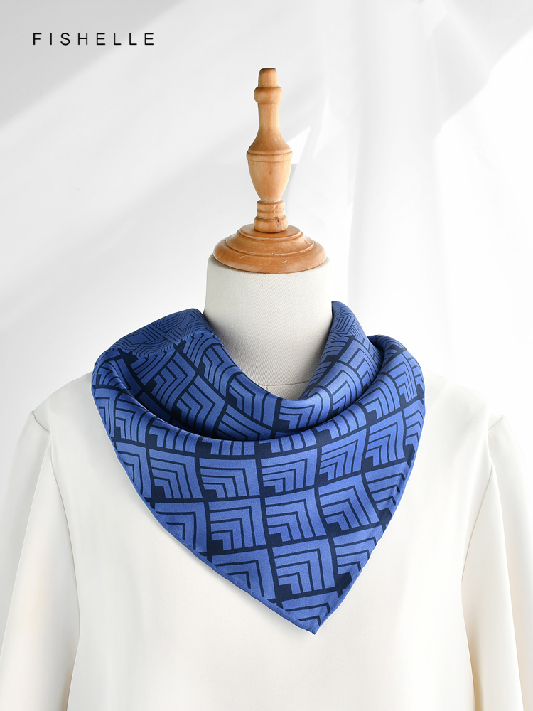 Geometric printed real silk tw - Silk Neck Scarf recension och pris